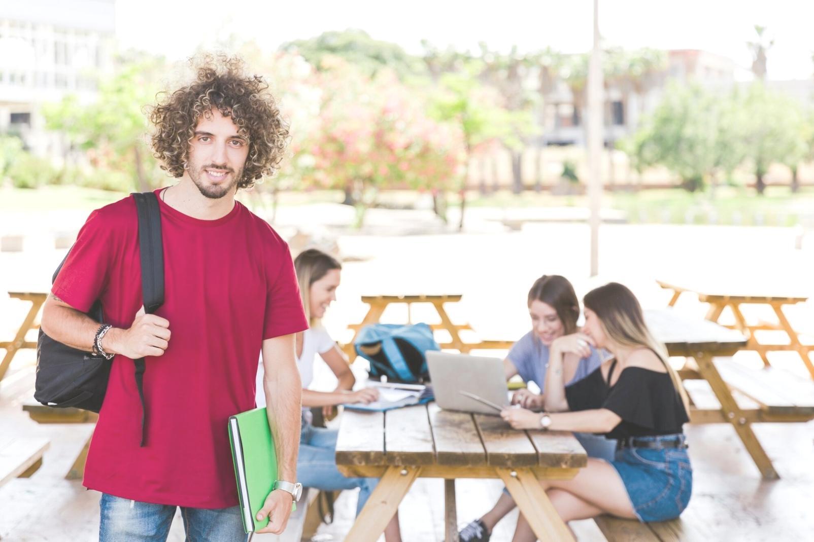 Команда Kolmatic Prontos за работой над анализом